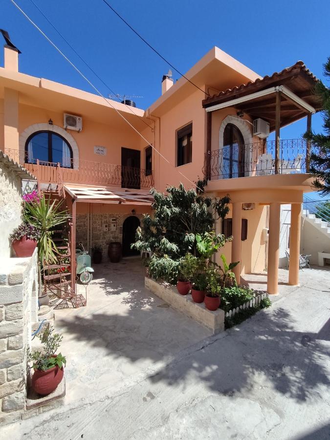 Anemi Villa Kamilari Exterior photo